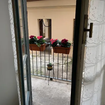 Charming Renovated In Turin- 2 Bathrooms Apartment