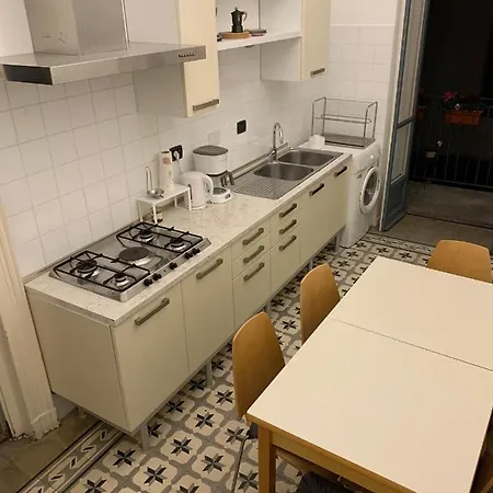 Charming Renovated In Turin- 2 Bathrooms