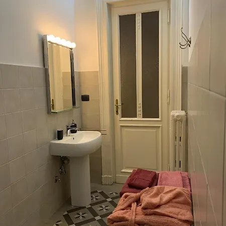 Charming Renovated In Turin- 2 Bathrooms * Torino