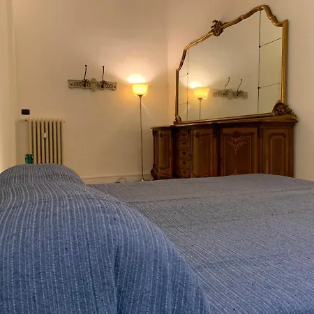 Charming Renovated In Turin- 2 Bathrooms Lägenhet